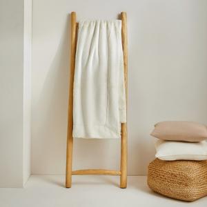 Меховое декоративное одеяло Essenza, ваниль