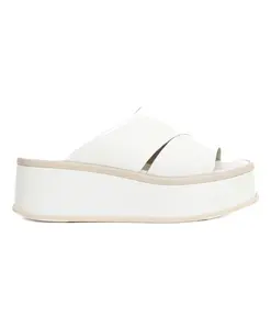Белые кожаные сандалии на танкетке SS25 Patrizia Bonfanti, белый