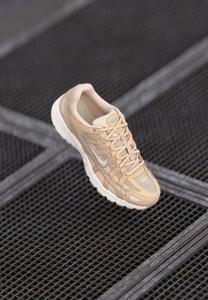 Кроссовки Nike Sportswear P 6000, White Onyx/Pearl White/Sail/Metallic Silver/Nude