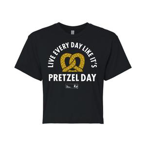 Укороченная футболка The Office Pretzel Day для юниоров Licensed Character, черный