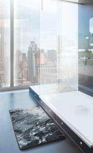 Базовый коврик для ванной Grund, серый