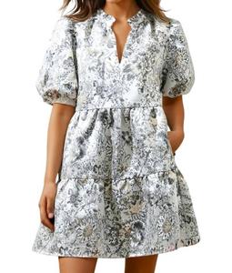 Кристина Жаккард Джейси Мини-платье бабydoll в белом SUGARLIPS