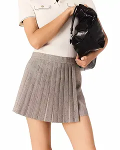 Шорты-Шорты с плиссировкой и стразами Maje, серый