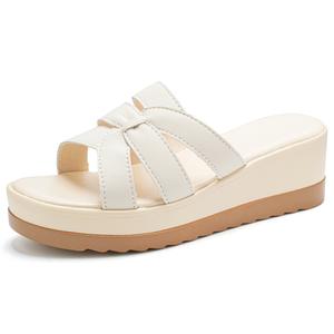 Reivantix Сандалии-слайдеры Reivanti Slip Resistant, женские, бежевые