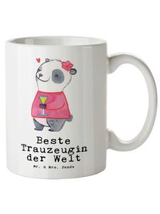 Кружка XL Panda Лучшая подружка невесты в мире с... белого цвета Mr. & Mrs. Panda