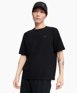 Защита от УФ-излучения, влагоотводящие свойства, быстрое высыхание, рукав реглан, вафельная трикотажная футболка с коротким рукавом и вышитым логотипом.