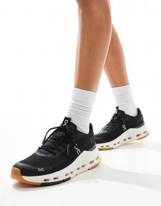 ON – Cloudnova Form 2 – кроссовки на каждый день в черно-белом цвете On Running