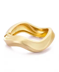 Массивный золотой волнистый браслет Adornia, gold