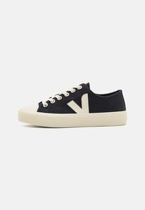 Низкие кроссовки Wata Ii Veja, цвет black/pierre