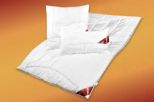 Легкое одеяло Garanta Camel Hair Duo, размер 155x200 см, чехол: 100% хлопок / наполнитель: 100% верблюжья шерсть GARANTA