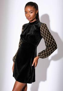 Платье Lipsy PETITE FIT SEQUIN DETAIL LONG SLEEVE, Black