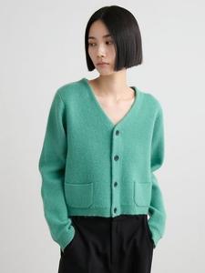 Компактный, легко стирающийся кардиган с V-образным вырезом и мягким ворсом Miesrohe, цвет Grn[024]