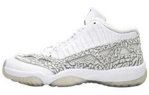 Кроссовки Jordan Air Jordan 11 Vintage Basketball Male, белый/серебристый
