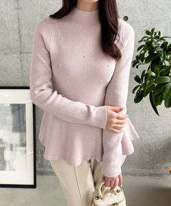 Вязаный топ с баской и жемчужной отделкой [Снова в наличии]