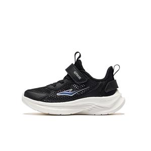 Детские противоскользящие легкие амортизирующие низкие кроссовки Gull 2 для детей 3-7 лет ERKE KIDS, черный/серебряный