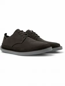 Повозка-кемпер / Классическая обувь