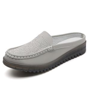 Мюли женские с закрытым носком женские Reivantix, бежевый