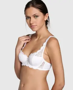 Бюстгальтер-балконет на косточках Triumph с мягкими чашечками, белый