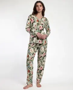 Женская длинная пижама с открытой вязкой из вискозы каменного цвета Admas