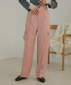 Брюки-карго со складками по центру