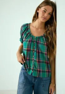 Блузка прямого кроя с пышными рукавами и застежкой на пуговицы спереди, в стиле «бардо». Next, Green Check