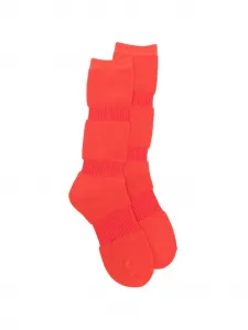 Носки в рубчик Issey Miyake, красный