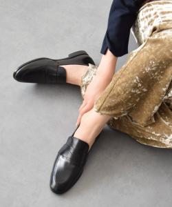 Классические лоферы с закругленным носком Angel Alarcon, цвет Bl