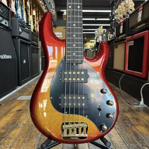 Бас-гитара Ernie Ball Music Man StingRay 5 Special HH, 5-струнная, цвет Cherry Punch, с моно-чехлом