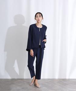 Торжественная церемония вручения дипломов, торжественная церемония поступления, подготовка к церемонии поступления, выпускной костюм, костюм для церемонии мамы Pourvous, цвет Navy