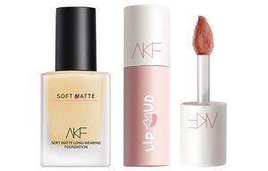 Мягкая матовая сияющая тональная основа AKF, mist style liquid foundation #02 natural white+lip mud m01 cinnamon red tea