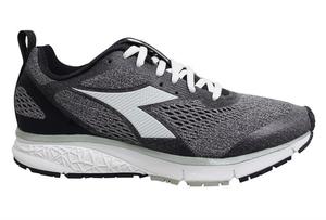 Женские кроссовки для бега Kuruka 2 серого цвета Diadora, черный