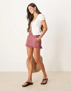 Шорты ASOS DESIGN с вафельной отделкой и кружевным подолом