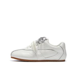 Низкие повседневные туфли женские 15 MINS, White