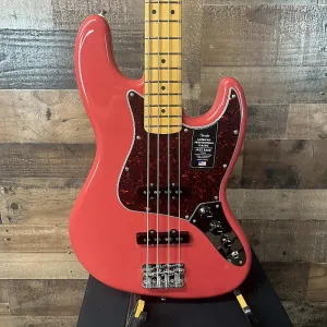 Fender American Professional Classic Jazz Bass, выцветший дакотский красный, футляр, 835