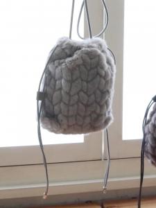 Cachecache / Мини-сумочка из искусственного меха, имитирующего мех норки, на завязках