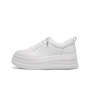 BELLE Низкие женские кроссовки белого цвета