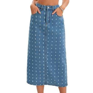 Женская джинсовая миди-юбка с высокой талией, швейцарскими точками и разрезом сзади Inspire Chic, Light Blue