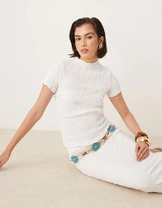 Футболка AWARE с текстурированной кромкой салата белого цвета