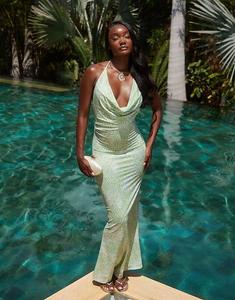 Пляжное платье макси South Beach с воротником-хомутиком в зеленом цвете