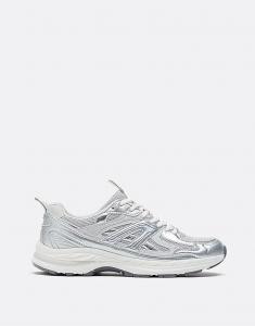 Кроссовки Stradivarius с серебряными деталями