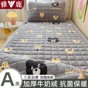 Yalu Комплект из 3 предметов: наматрасник 180x200 см и 2 наволочки, молочный флис, цвет 爱心熊, трехслойный утепленный