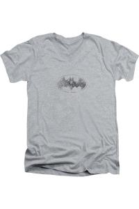 Футболка с коротким рукавом и V-образным вырезом для взрослых с надписью «Batman Burned & Splattered» Gildan