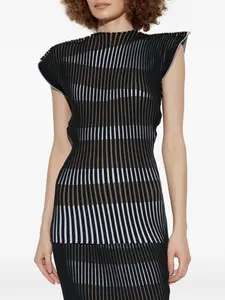 Полосатый плиссированный топ Issey Miyake, черный