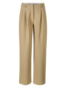MADELEINE Широкие брюки со складками спереди в бежевом цвете