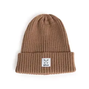 Городская шапка Rin Altus, коричневый