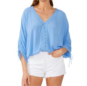 Футболка с V-образным вырезом Tanzania в синем цвете LOVESTITCH