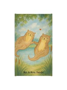 Mr. & Mrs. Panda Полотенце с изображением лап выдры, держащих что-то в руках, без надписи, белого цвета
