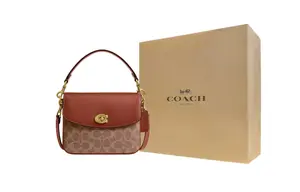 COACH Касси Кожированный Холщовый Женский Рюкзак Через Плечо Кремово-Желтый с Карамельным