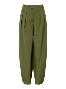 PIECES Широкие брюки со складками 'BARREL' в зеленом цвете