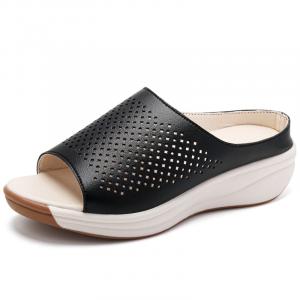 Шлепанцы женские черный Reivantix